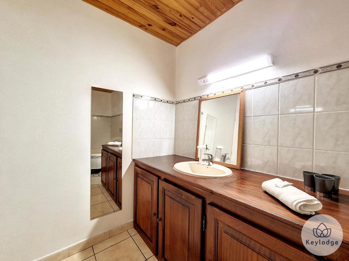 Paul Et Aliette - T3 Classe 3 Etoiles - 70M2 - Saint-Denis Zewnętrze zdjęcie
